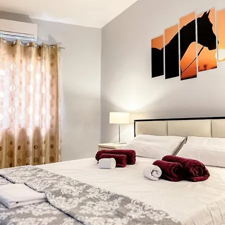 Apartament Harmony Heights Menetaí