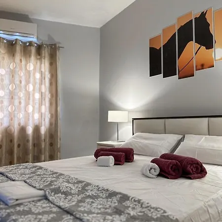 Apartament Harmony Heights Menetaí
